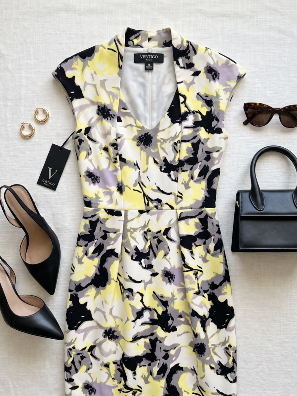 Vertigo Paris Floral Cap Sleeve Pleated Sheath Dress Yellow Black Grey XS NWT